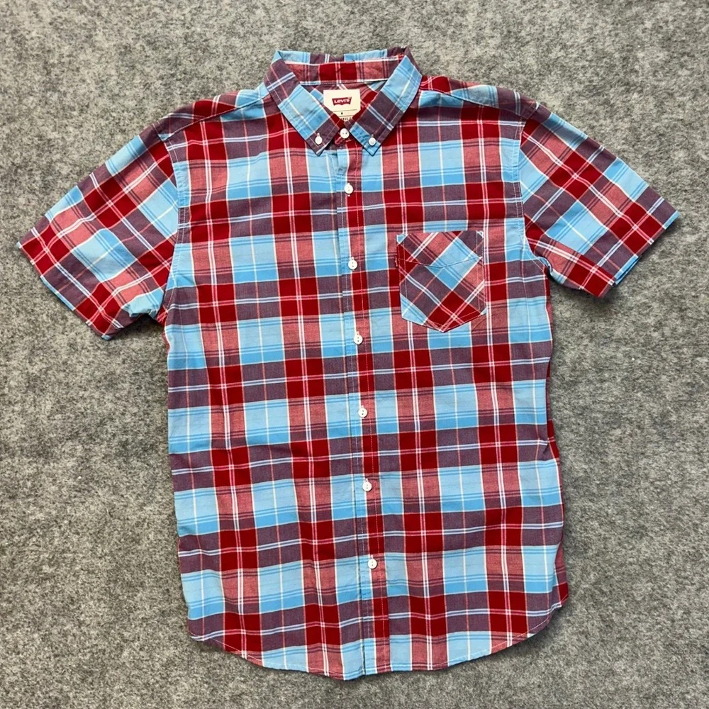 Levi's Plaid Button Down Shirt Men's Medium Red Short Sleeve Pocket